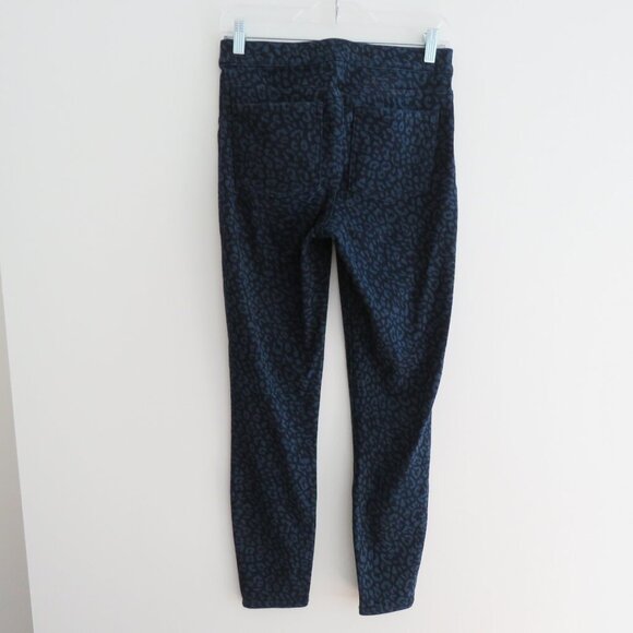 SPANX Jean-ish Slimming Ankle Leggings in Blue Denim Leopard Print - Size S - Picture 10 of 12
